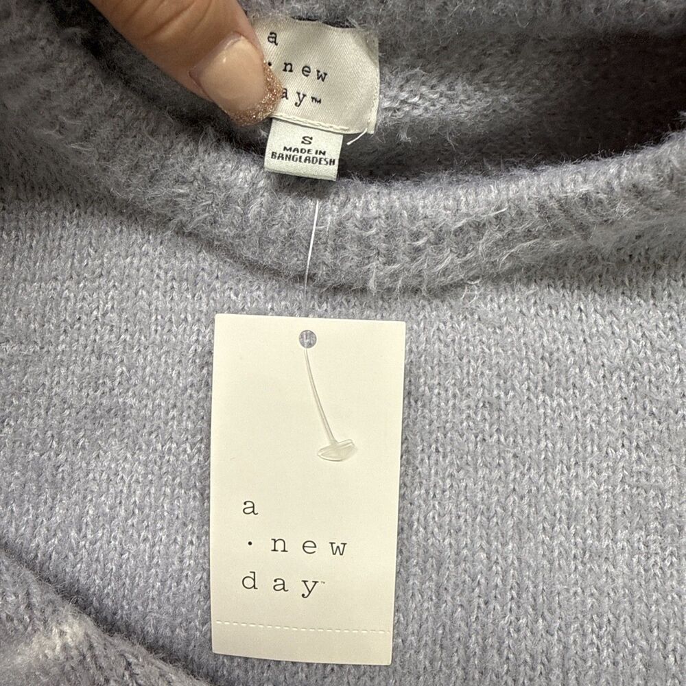 Target Women's Grey Stripe Sweater S NWT Recycled Polyester Pullover New - Picture 5 of 9